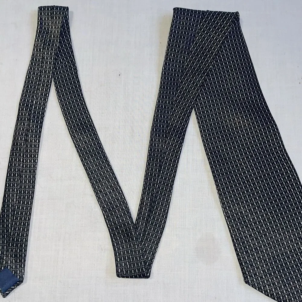 Tied & True Men’s Dress Tie Size 57” Black Geometric Business Formal City